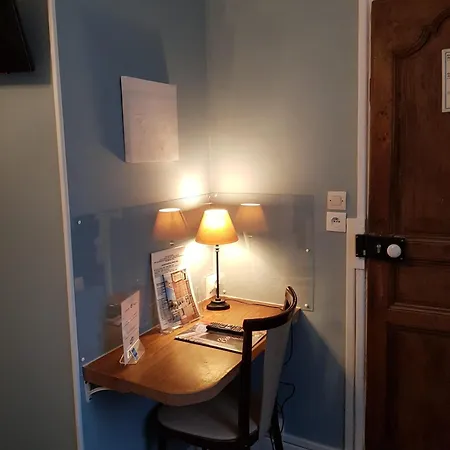 Hotel Saint Etienne *