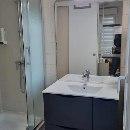 Hotel Saint Etienne *