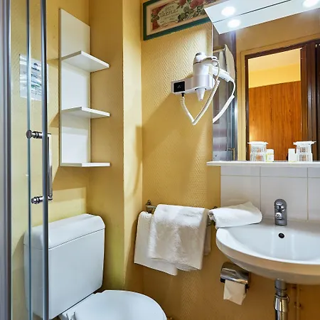 Saint Etienne Hotel