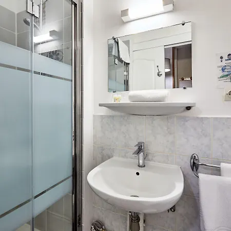 Saint Etienne Hotel
