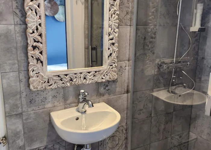 圣埃狄安娜酒店 凯恩