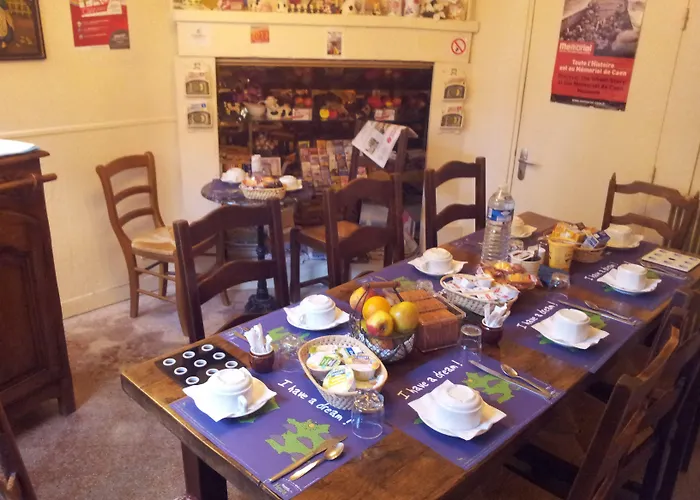 圣埃狄安娜酒店 *