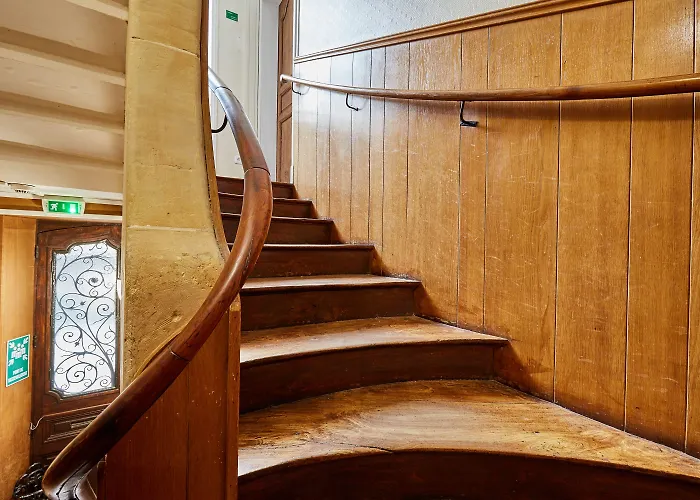 圣埃狄安娜酒店 * 凯恩