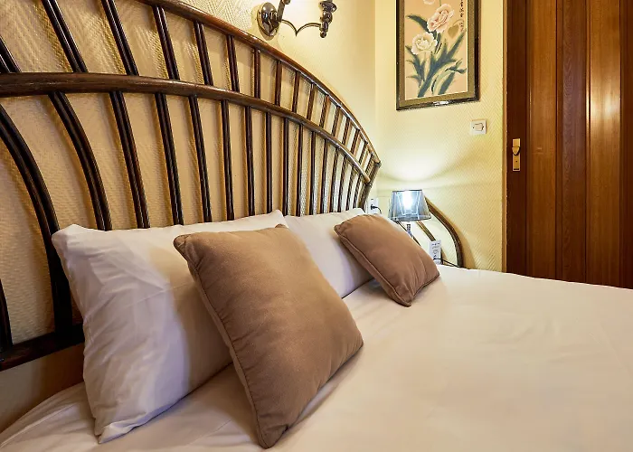 Otel Saint Etienne Caen