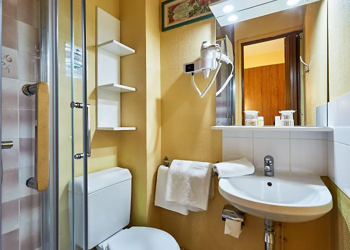 圣埃狄安娜酒店 酒店