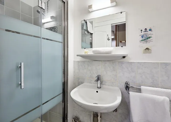 圣埃狄安娜酒店 * 凯恩