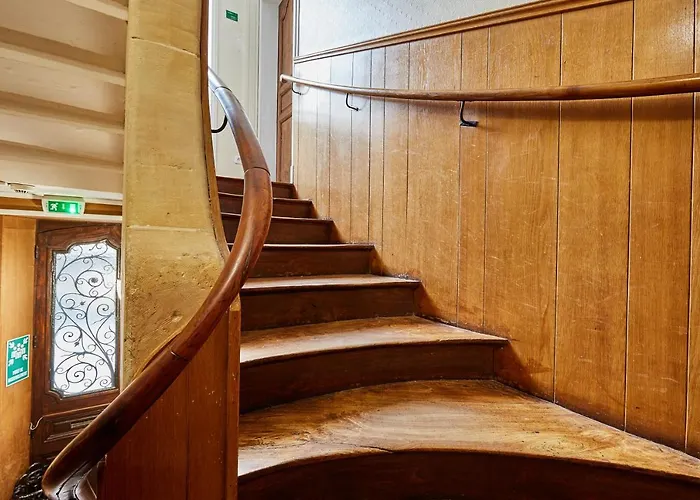 圣埃狄安娜酒店 * 凯恩