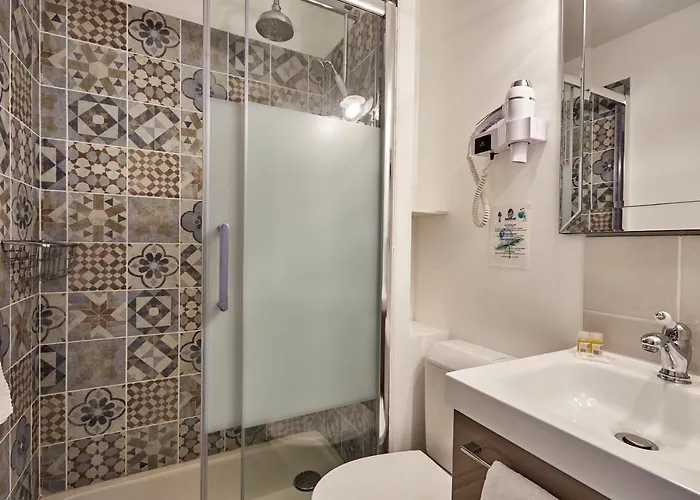 Otel Saint Etienne *