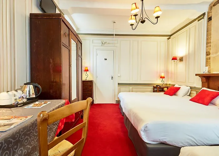 Saint Etienne Otel *